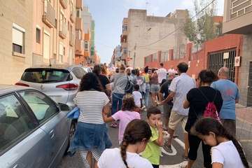 Animado pasacalles anunciador de las fiestas de Melenara/TA.