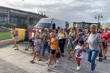 Animado pasacalles anunciador de las fiestas de Melenara/TA.