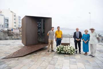 Telde, en el homenaje a las víctimas del accidente del vuelo JK5022 en el 14º aniversario de la tragedia/TA.