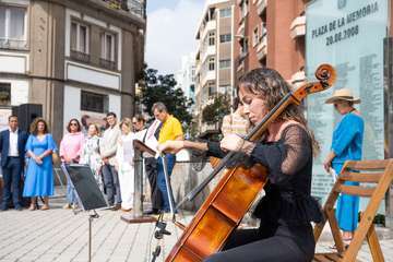 Telde, en el homenaje a las víctimas del accidente del vuelo JK5022 en el 14º aniversario de la tragedia/TA.