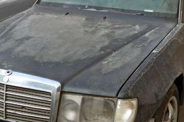 Las calles de El Goro (Telde), un cementerio de vehículos abandonados/TA.
