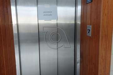 El Centro de Salud de San Juan, dos meses con el ascensor fuera de servicio/TA.