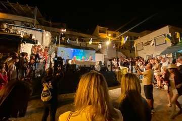 Pregón de las fiestas de Tufia y concierto de Los Sarantontones/TA.