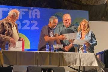 Pregón de las fiestas de Tufia y concierto de Los Sarantontones/TA.