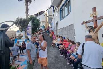 Misa y procesión religiosa para despedir las fiestas patronales de Tufia (Telde)/TA.
