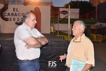 Ramón Ojeda pone en fiestas a El Caracol/Francisco Javier Santana.