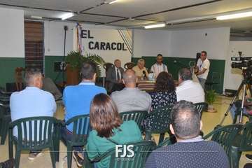 Ramón Ojeda pone en fiestas a El Caracol/Francisco Javier Santana.