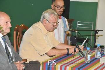 Ramón Ojeda pone en fiestas a El Caracol/Francisco Javier Santana.