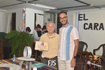 Ramón Ojeda pone en fiestas a El Caracol/Francisco Javier Santana.