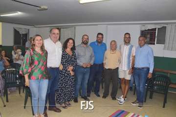 Ramón Ojeda pone en fiestas a El Caracol/Francisco Javier Santana.