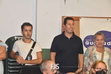 Ramón Ojeda pone en fiestas a El Caracol/Francisco Javier Santana.