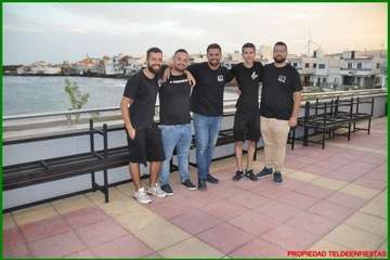 La alcaldesa pregona las fiestas de la playa de Ojos de Garza en honor del Santo Cristo/TA y TF.