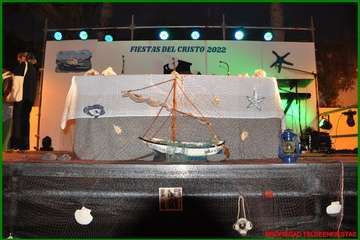 La alcaldesa pregona las fiestas de la playa de Ojos de Garza en honor del Santo Cristo/TA y TF.