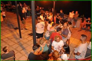 La alcaldesa pregona las fiestas de la playa de Ojos de Garza en honor del Santo Cristo/TA y TF.