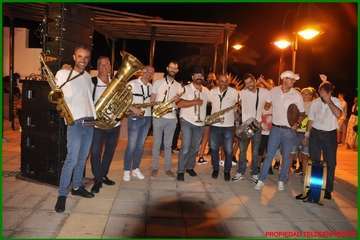 La alcaldesa pregona las fiestas de la playa de Ojos de Garza en honor del Santo Cristo/TA y TF.