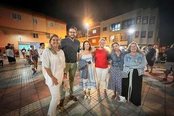 La Garita marca el inicio de sus fiestas con el izado de la bandera canaria, el pregón y el reconocimiento a Pedro Monzón Pulido/Francisco Javier Santana.