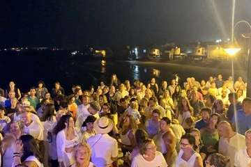 Concierto de Charcojondo en la playa de Ojos de Garza/TA,