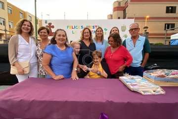 La Garita tributa un reconocimiento ciudadano a Lucía la pescadora/TA.