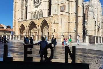 Senderistas de Telde completan el Camino Francés/TA.