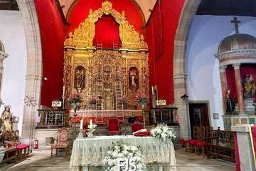 El Santo Cristo de Telde vuelve al Altar Mayor de la Basílica/Francisco Javier Santana.