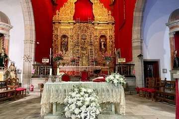 El Santo Cristo de Telde vuelve al Altar Mayor de la Basílica/Francisco Javier Santana.
