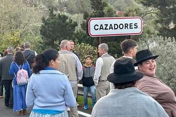 Cazadores combate el frío con una alegre y familiar romería/TA.