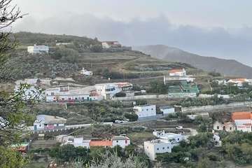 Cazadores combate el frío con una alegre y familiar romería/TA.