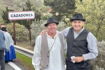 Cazadores combate el frío con una alegre y familiar romería/TA.