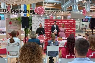 Alcampo Telde apoya una nueva edición de la campaña solidaria 'Desayunos y Meriendas con Corazón'/TA.