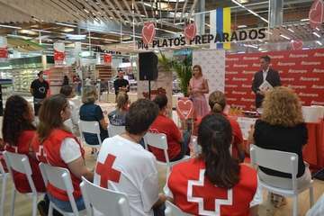 Alcampo Telde apoya una nueva edición de la campaña solidaria 'Desayunos y Meriendas con Corazón'/TA.