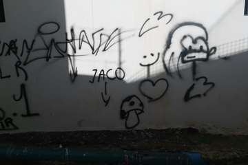 Vuelven a vandalizar la fachada de una vivienda de San Juan de Telde/TA.