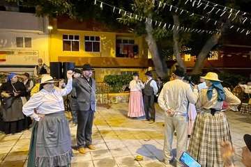 Romería-ofrenda en el Valle de los Nueve Alto/TA y TF.
