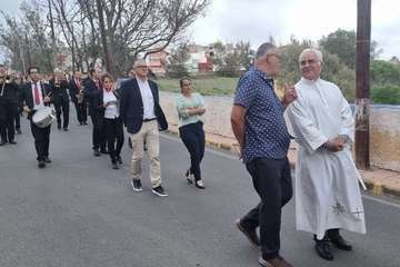 Concentración motera, paella, misa y procesión en Caserones Altos/TA.