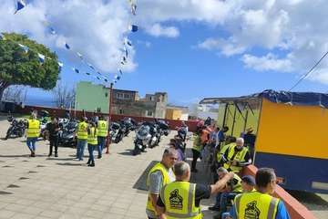 Concentración motera, paella, misa y procesión en Caserones Altos/TA.