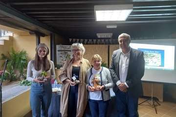 Telde homenajea a la quesera María Luisa Mayor en el Día de la Mujer Rural/TA y Antonio Alí.