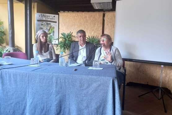 Telde homenajea a la quesera María Luisa Mayor en el Día de la Mujer Rural/TA y Antonio Alí.