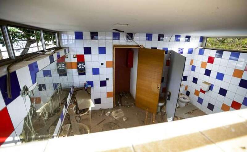 Estado de los baños/TA.