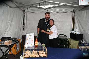 Ambientazo en San Juan con la Feria de Tapas y Vinos/Francisco Javier Santana y Antonio Alí.