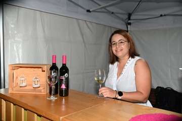 Ambientazo en San Juan con la Feria de Tapas y Vinos/Francisco Javier Santana y Antonio Alí.