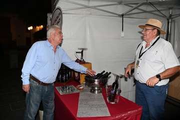 Ambientazo en San Juan con la Feria de Tapas y Vinos/Francisco Javier Santana y Antonio Alí.