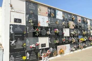 Gran afluencia a los cementerios de Telde en la festividad de Todos los Santos/TA.