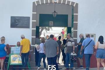Gran afluencia a los cementerios de Telde en la festividad de Todos los Santos/TA.