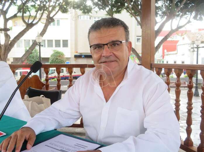 Pregonero de las fiestas/TA.