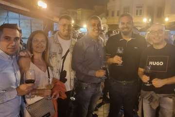 Telde disfruta de una divertida Noche de Vinos y conciertos en Los Llanos/TA e Ildefonso Rodríguez.