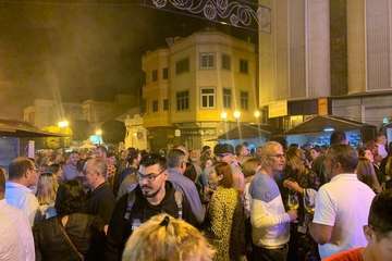 Telde disfruta de una divertida Noche de Vinos y conciertos en Los Llanos/TA e Ildefonso Rodríguez.