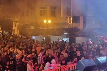 Telde disfruta de una divertida Noche de Vinos y conciertos en Los Llanos/TA e Ildefonso Rodríguez.