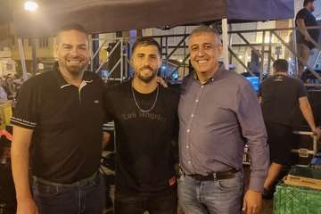 Telde disfruta de una divertida Noche de Vinos y conciertos en Los Llanos/TA e Ildefonso Rodríguez.