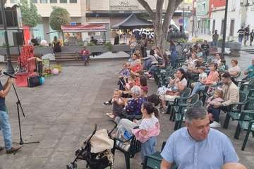 Muestra del silbo canario en la plaza de Los Llanos de Telde y proyección de documental en El Circulo Cultural/TA.