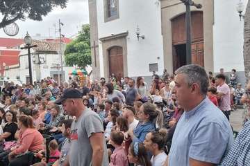 Muestra del silbo canario en la plaza de Los Llanos de Telde y proyección de documental en El Circulo Cultural/TA.