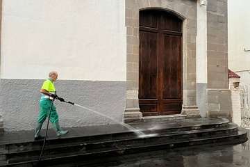  El entorno de Los Llanos, limpio como una patena/TA.